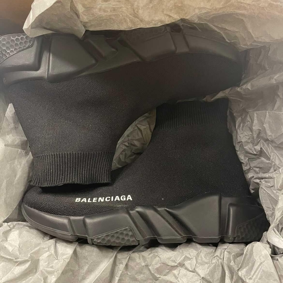 Balenciaga Shoe Socks US5 Women - Picture 5 of 7